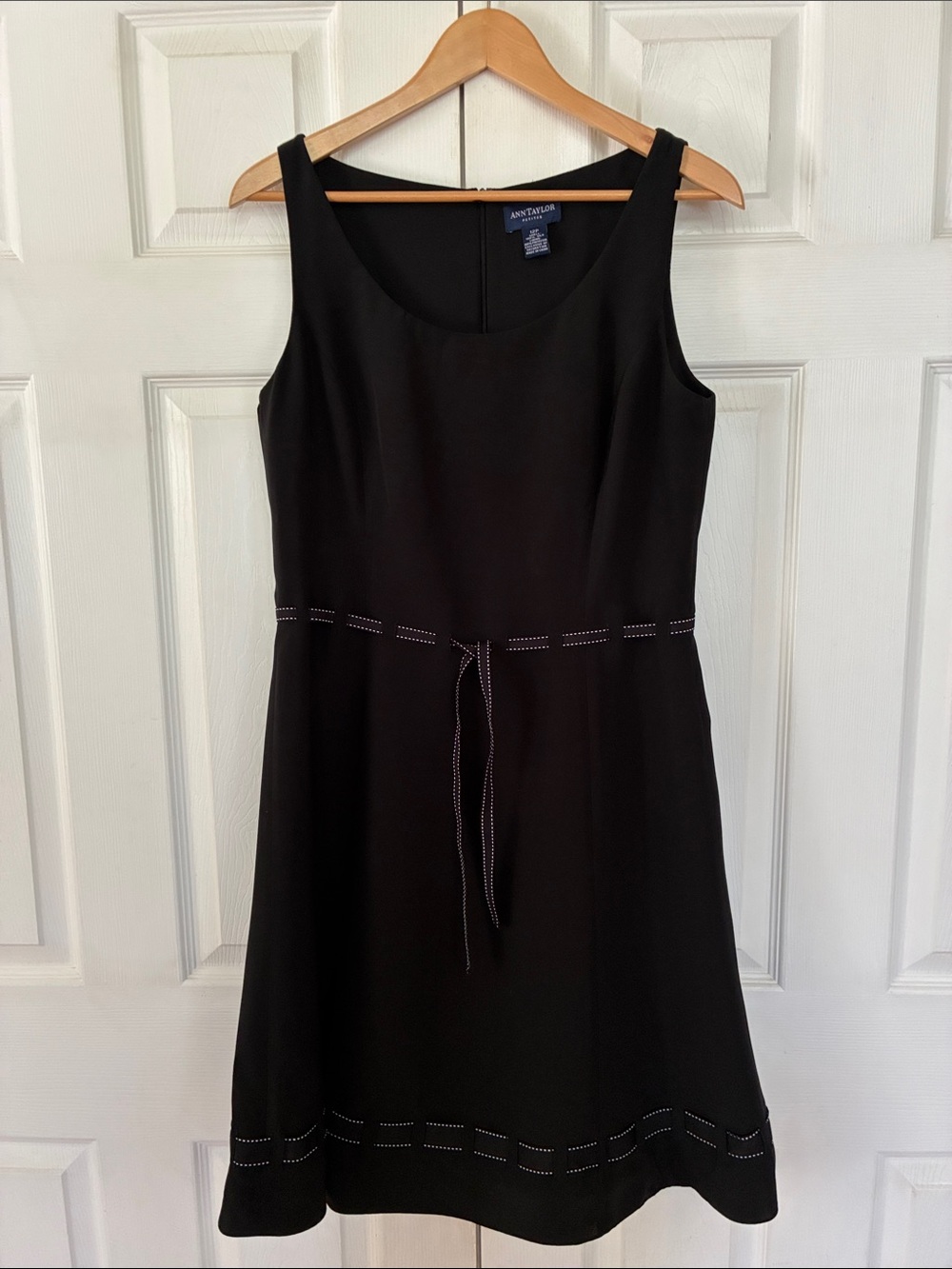 Ann Taylor Black Sleevelss dress Bow Tie belt